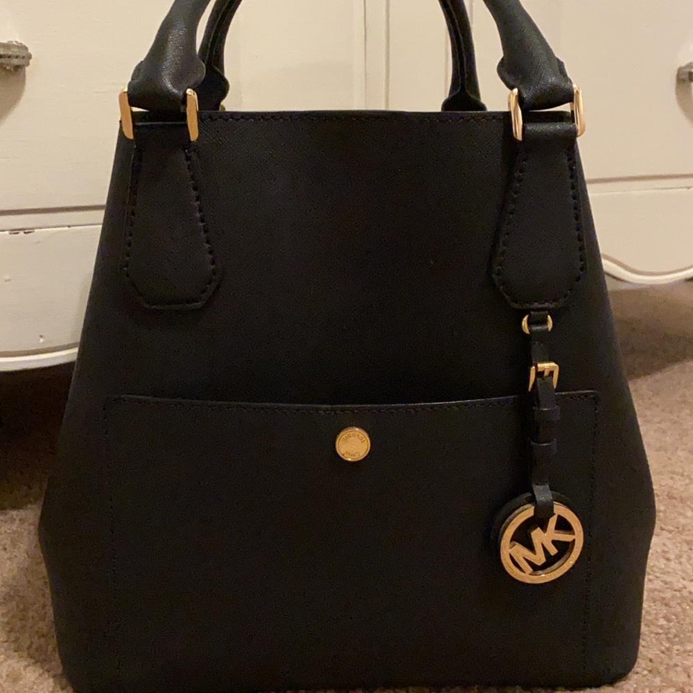 Michael kors tote